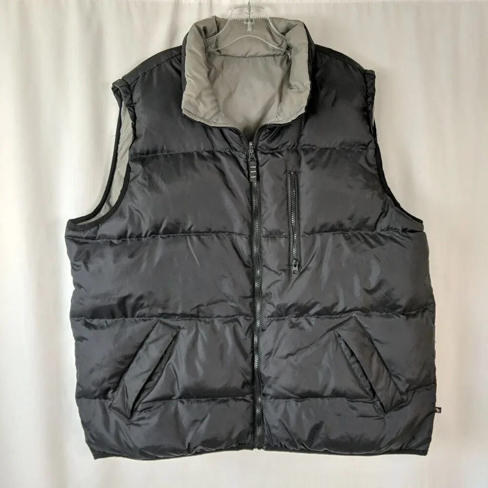 Moose Creek Puffer Vest Reversible Men Size XL Gray Black Pockets Down Feather